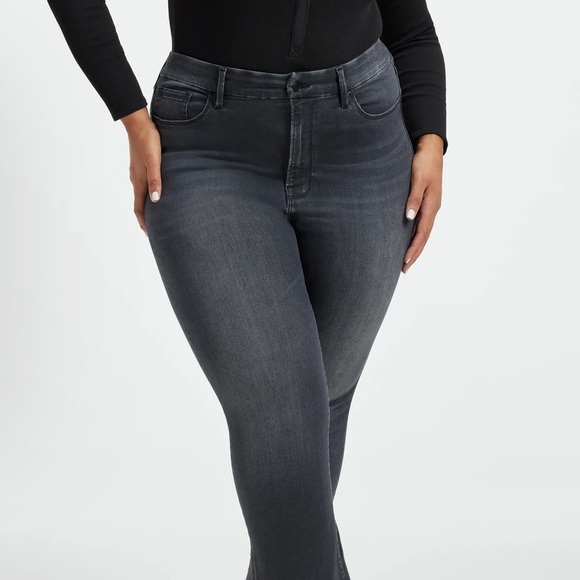 Good American - Always Fit - One-Size-Fits-Four Design - Picture 6 of 11